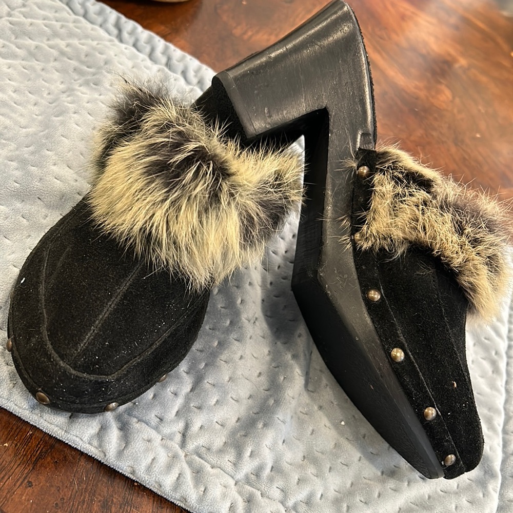 Fur Trimmed Black Suede Studded Slip On Clog Heel Shoes-Sz 8